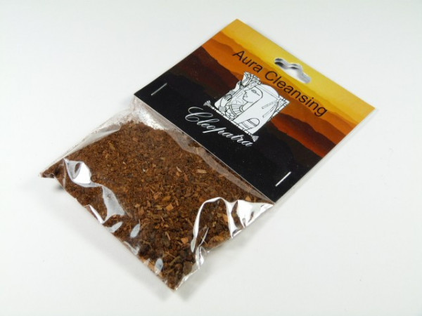 Przezroczysta torebka z ziołami do oczyszczania aury, opisana jako "Aura Cleansing Cleopatra".