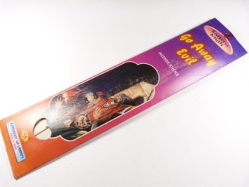 Pudełko kadzidełek o nazwie "Go Away Evil" z kolorową grafiką na opakowaniu.