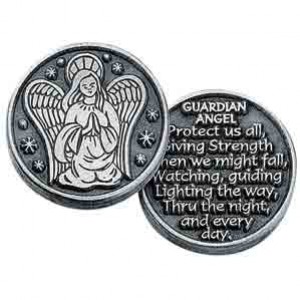 Awers monety z aniołem, rewers z napisem modlitwy o ochronę przez anioła stróża.