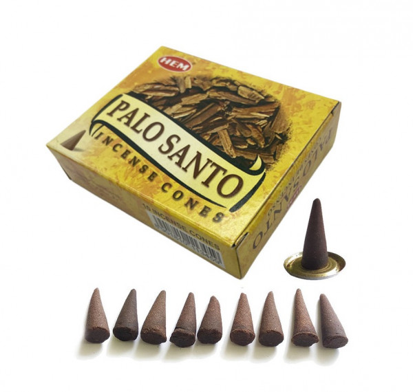 Opakowanie kadzidełek stożkowych Palo Santo oraz dziewięć stożków kadzidła na białym tle.