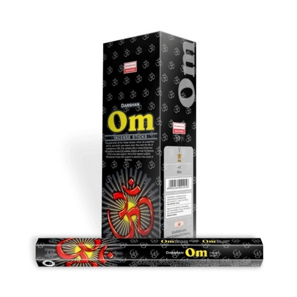 Czarna paczka kadzidełek Om z hinduskim symbolem i żółtym napisem na opakowaniu.