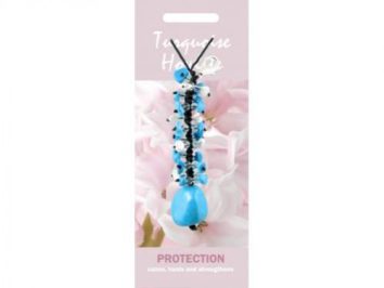 Wisiorek z turkusem niebieskim na tle różowych kwiatów, napis "PROTECTION".