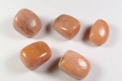 Jadeit brzoskwiniowy