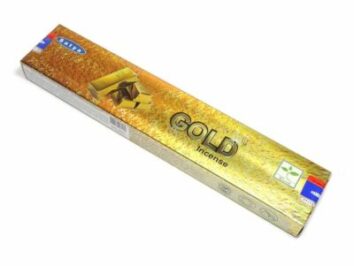 Złote opakowanie kadzidełek z napisem „GOLD incense” i obrazkiem sztabek złota.