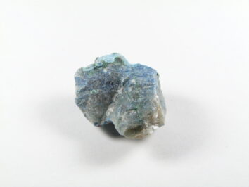 Chryzokola naturalna – kamień spokoju i wyciszenia