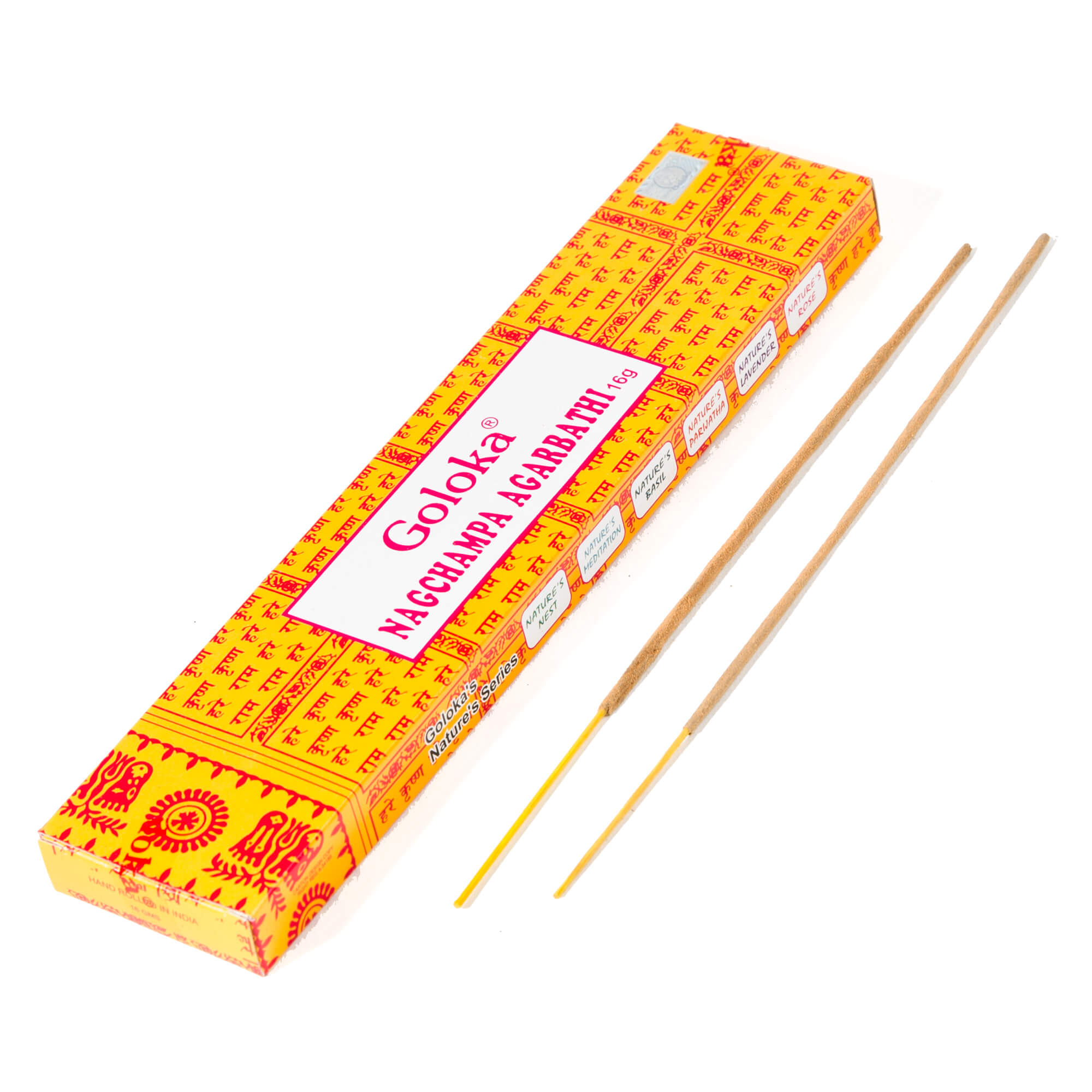 Kadzidełka Nagchampa Agarbathi Goloka w pomarańczowym pudełeczku z dwoma pałeczkami kadzidełek na białym tle. Opakowanie kadzidełek Goloka Nag Champa oraz dwa patyczki kadzidełek na białym tle.