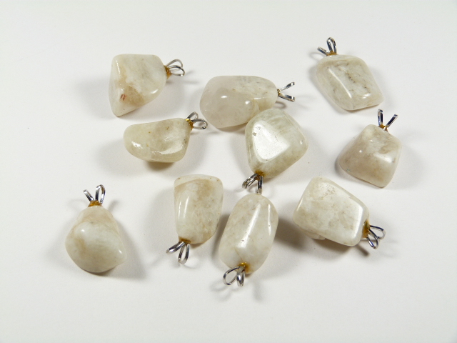 Wisiorek kamień księżycowy rainbow z jasnego naturalnego kamienia